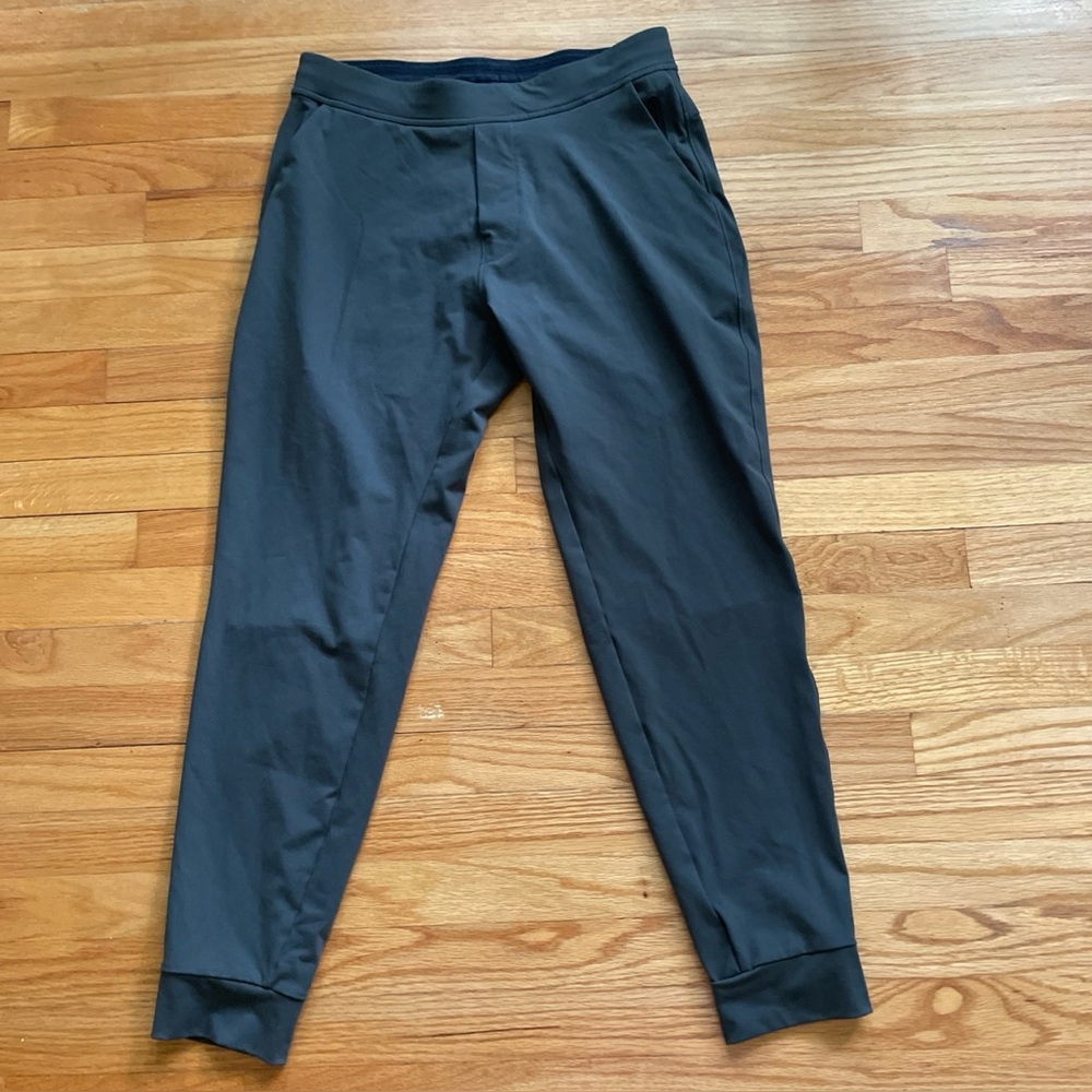 Public Rec Stadium Joggers‎ (size 32x32 29”inseam